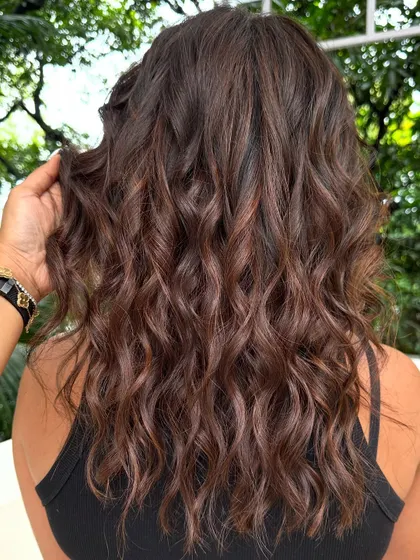 A close-up of the texture and color of her holiday hair.