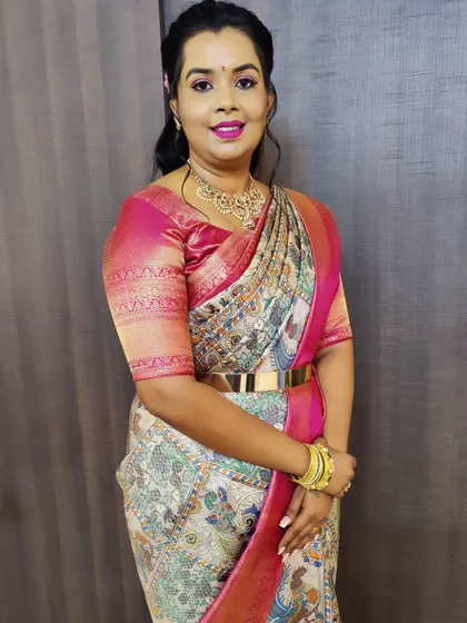 A simple and elegant look for a family function. The printed saree is the star, so I kept the makeup clean with a pop of pink on the lips.