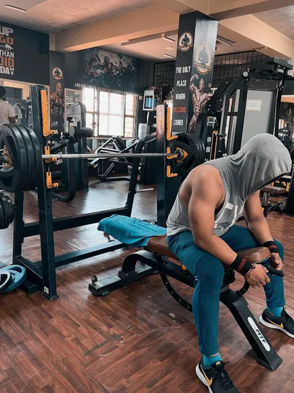After a grueling set, this is where discipline takes over. Motivation gets you started, but discipline is what keeps you coming back to the bench to finish the work.