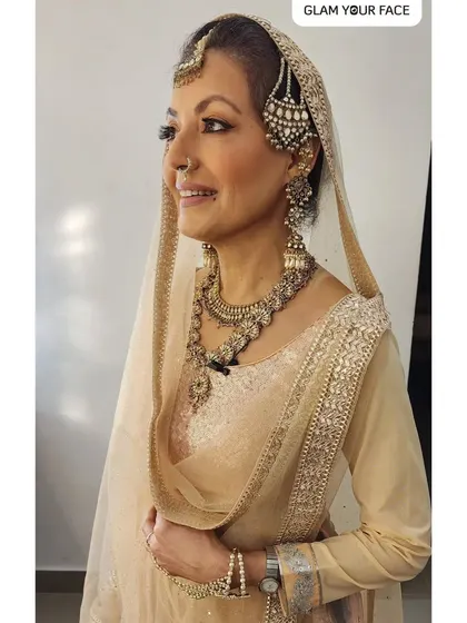 Another shot of the beautiful actress Neesha Singh. Her timeless elegance is undeniable, and I focused on a makeup look that was sophisticated and radiant, highlighting her beautiful features.