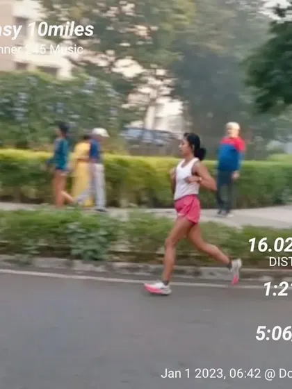 An easy 10-mile run to start the new year. We write our own story, and the choice is ours. This was a 16km run at a 5:06/km pace.