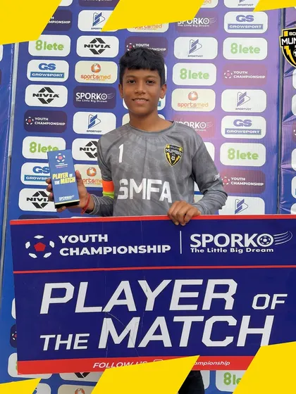 Goalkeeper Nirvaan Jhaveri awarded Player of the Match for his phenomenal performance. A great keeper is the backbone of a great team.