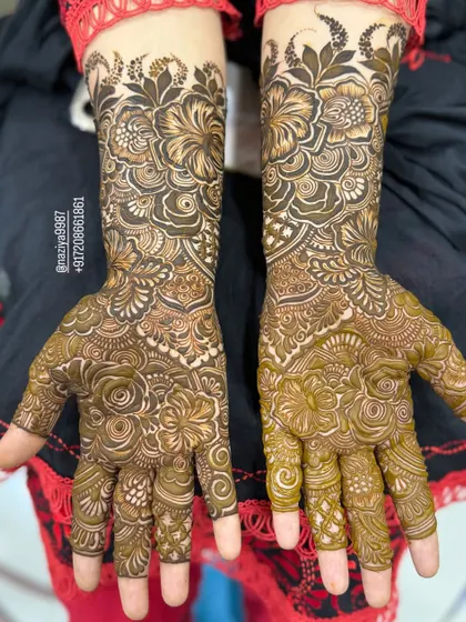 A full bridal-level design with extremely fine details. I've mixed florals, paisleys, and checks to create a truly special look.