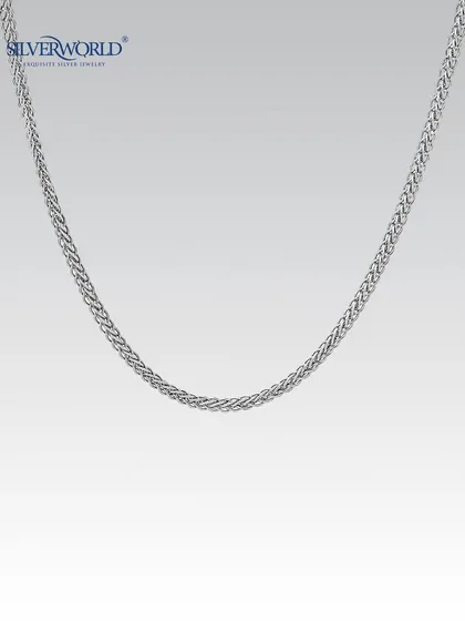 The essential men's silver link chain, a staple for any collection. This piece is crafted for daily wear, with a polished finish and durable build that works on its own or paired with one of our pendants.