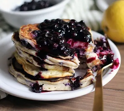 Yes, you can have pancakes! This is my high-protein, sugar-free take on blueberry pancakes. I make them with protein-rich flour and natural sweeteners so you can enjoy a delicious breakfast without any guilt.