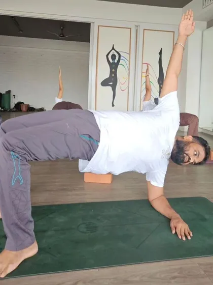 Our TTC students explore advanced twisting poses like Camatkarasana (Wild Thing). This pose requires a combination of strength, flexibility, and balance, all of which are honed in our course.