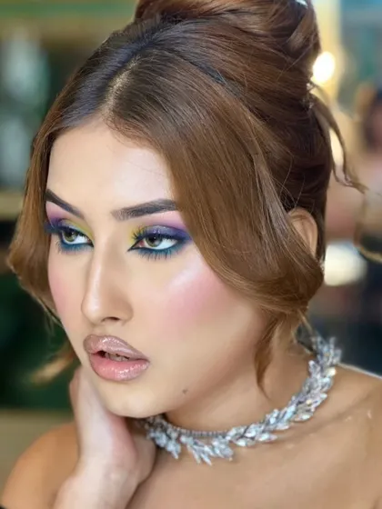 The blend of colours in this look is seamless. It's a perfect example of how to play with a vibrant palette for a fun, creative outcome.