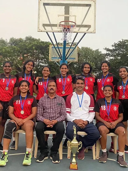 The St. Andrews women's team with their runners-up trophy and medals. A fantastic performance by the entire squad.