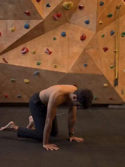 In the Animal Flow world, we have three scorpion moves. This post breaks down the Scorpion Reach, a Form Specific Stretch that starts and ends in Loaded Beast to build mobility and control.