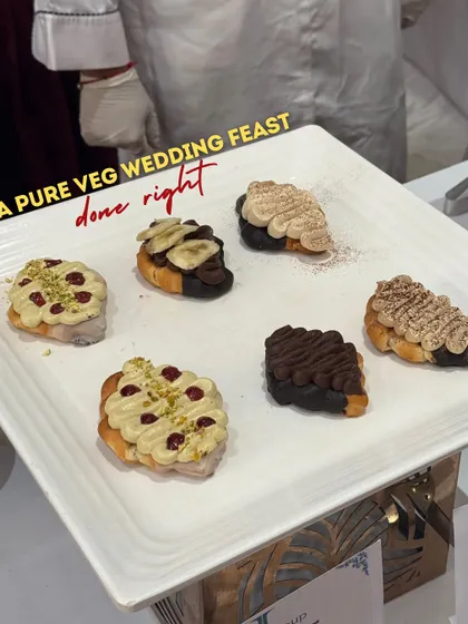 A pure veg wedding feast done right. A platter of our mini croissants with assorted sweet toppings like pistachio cream and chocolate banana.