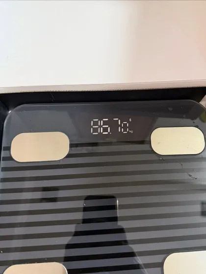 The scale is just a tool for data. Here I am tracking my weight drop during a cut. We use this information to make adjustments to your macro plan and ensure progress is steady and sustainable.