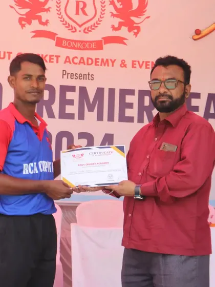 A player from the RCA Capitals is recognized for his efforts in the T-10 Premier League.
