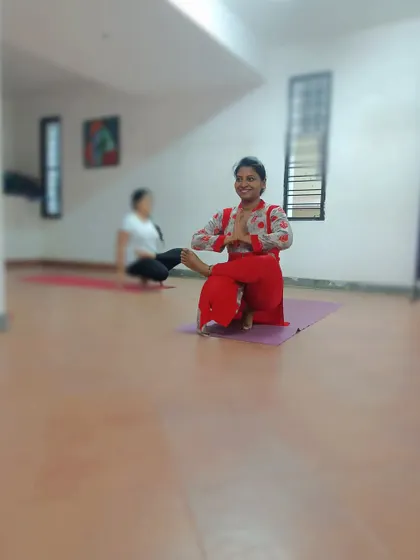 A student practices Brahmacharyasana during our Navaratri series. This pose is dedicated to the unmarried, meditating form of Goddess Parvati, reminding us of the power of inner focus.