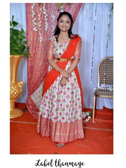 Another style of Kalamkari lehenga, this one with a different print and border.