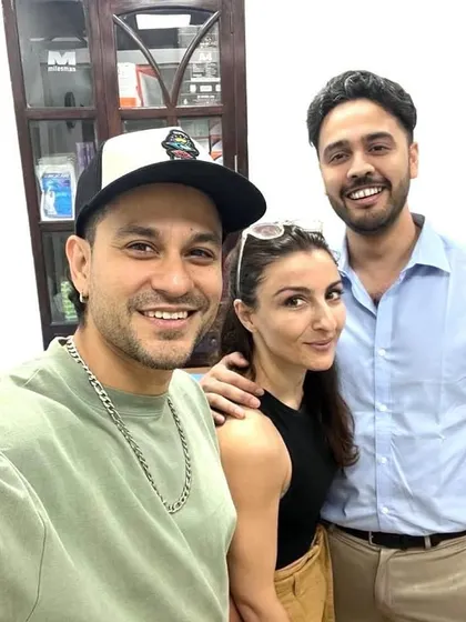 A great day at the clinic with the wonderful Kunal Khemu and Soha Ali Khan. Building long-term relationships with my patients, based on trust and real results, is the most rewarding part of my work as a dermatologist and hair transplant surgeon.