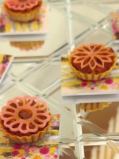 These lotus-topped tarts were part of our menu for the Rahul Mishra store launch. The intricate design reflects the detailed embroidery and nature-inspired motifs found in his collections.