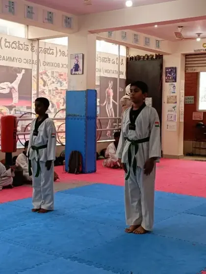 The starting position for a senior-level Poomsae.