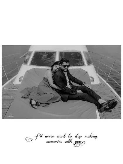 "I never want to stop making memories with you." A black and white photo that perfectly captures this sentiment.