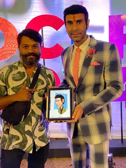 A proud moment presenting my digital caricature to the legendary choreographer and actor, Sandip Soparrkar, at the Orange City Literature Festival in Nagpur.