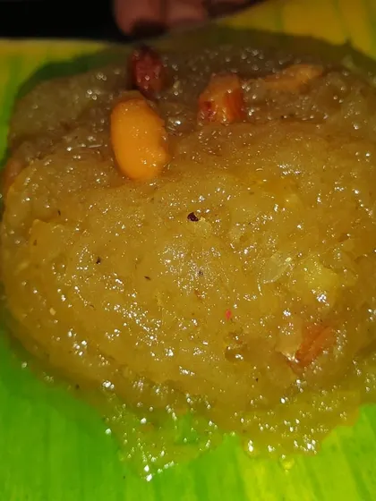 Pineapple Kesari Bath is a delightful sweet made from semolina, sugar, ghee, and fresh pineapple chunks. The fruity flavour adds a wonderful twist to the classic Kesari Bath.