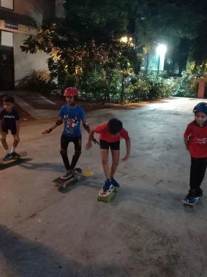 Get ready to roll! Our skateboarding classes are open for all levels, from beginner to advanced.
