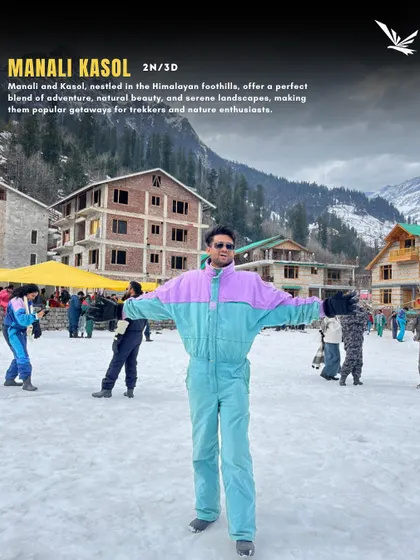 A traveler enjoying the snow in Manali. Our Manali and Kasol trips offer a perfect blend of adventure, natural beauty, and serene landscapes for trekkers and nature enthusiasts.