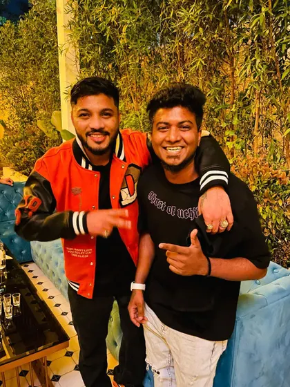 Backstage with the one and only Raftaar after a killer show. It's always amazing to connect with artists who bring so much passion to their craft.