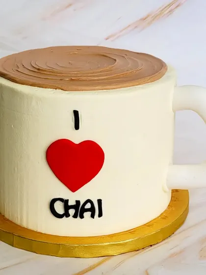 We all love chai! A fun cake shaped like a mug of chai, perfect for the tea lover in your life. The "I heart Chai" message says it all.