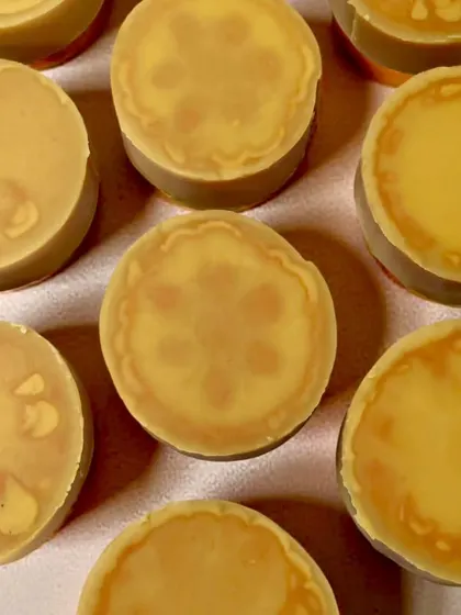 These kaleidoscope face wash soaps were made using the "ghost swirl" technique with a blend of essential oils.