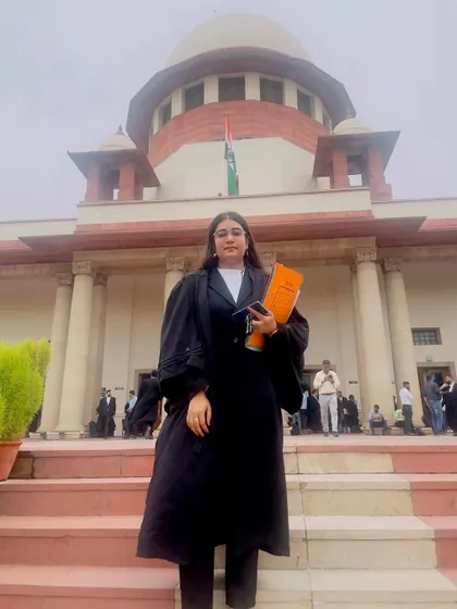 Standing on the steps of the Supreme Court. I can get you out of a scrape, but it requires your complete trust and cooperation. Let's work together for justice.