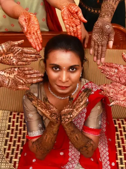 A duplicate of 102, but still a great image. Reconnecting with a cherished client. It's always wonderful when clients become part of the Mehndi Family and return for more special occasions.