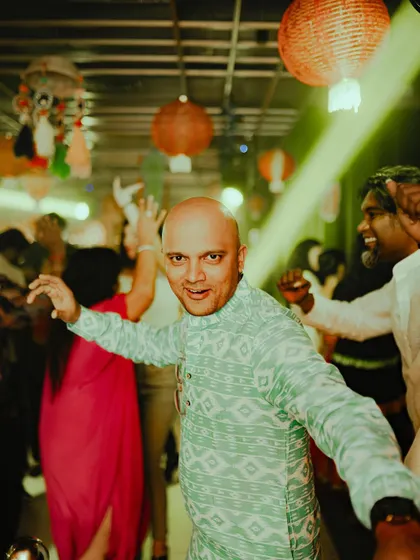 Wishing everyone a Happy Deepavali. It's a time for dressing up, enjoying good food, and celebrating with loved ones. I love bringing the musical shine to festive occasions like this.