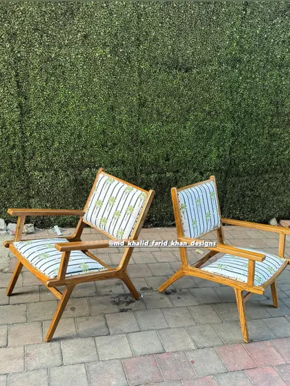 The chairs are shown with a watermark, ready to be shared.