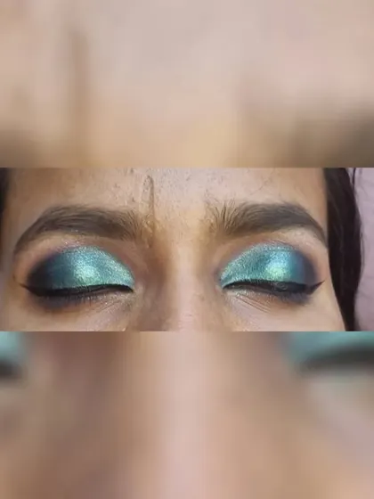 This shot shows the beautiful shimmer and reflection of the green eyeshadow.
