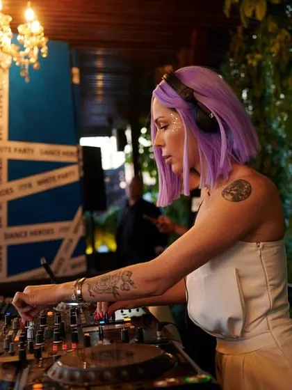 A side profile shot from the white party gig. The focus is always on the music and creating the perfect mix.