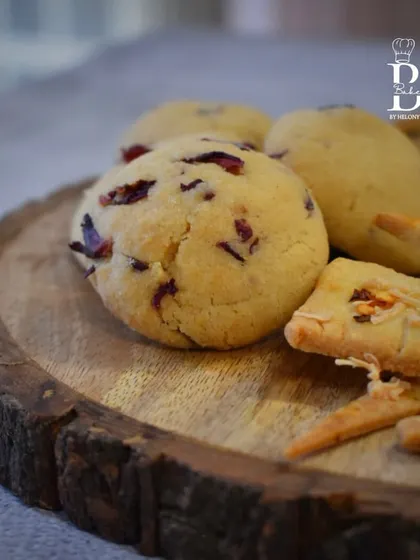 A close-up of the Rose & Coconut cookies from our gourmet cookie class, showing the delicate texture and real rose petals.