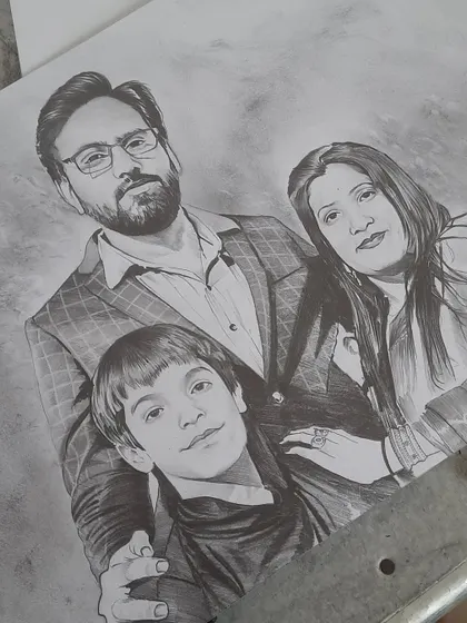 A family portrait sketched on A3 paper, a commission that took 16 hours. I used Faber Castell and charcoal pencils to draw the three family members together, creating a lasting memory.