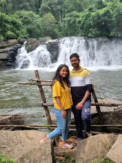Harikrishna and Akanksha enjoying nature together. Their relationship is not just about spiritual practice but also about exploring the world and creating beautiful memories.
