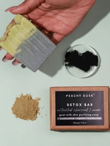 My Detox Bar features Activated Charcoal and Neem in a goat milk base. This skin-purifying soap is designed to draw out impurities and deeply cleanse your pores.