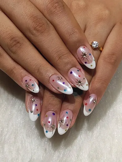 A full shot of the starry Navratri nails, perfect for showing off at any festive gathering.