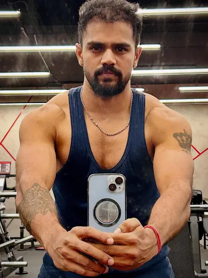 A post-workout selfie showing the results of consistent training. My goal is to help you achieve this same feeling of strength and accomplishment through my online coaching.