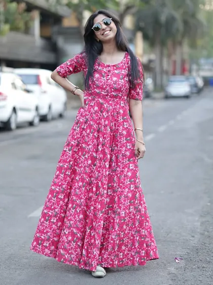 Every queen deserves a dress that flares with attitude. This pink floral maxi dress is a new launch, and it’s already a favorite.