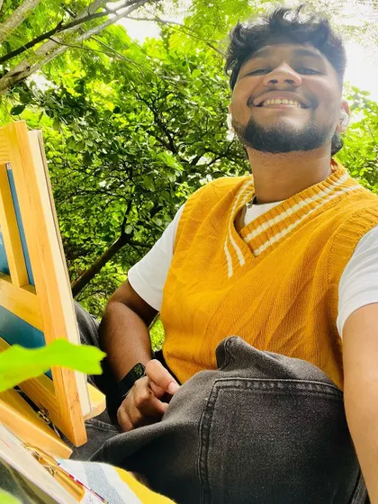 A happy selfie break while painting. Being outdoors, surrounded by trees and doing what I love, fills me with so much joy.