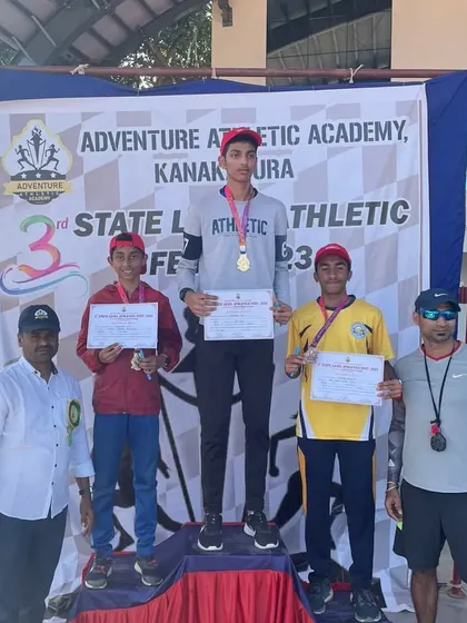 A silver medal win in the 1500m race at the Kanakapura State Athletic Meet. A proud moment for our middle-distance runner.