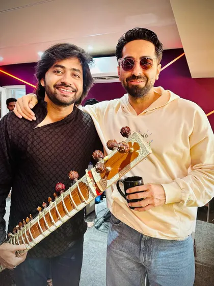 A post-jamming click with the incredibly talented Ayushmann Khurrana. I frequently collaborate with leading artists for their live shows and studio recordings, bringing my unique sitar and zitar sound to their music.