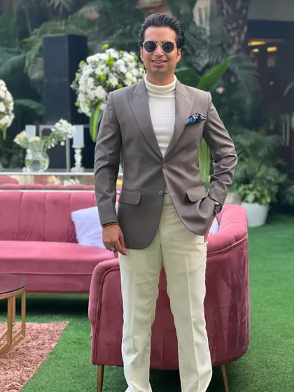 A stylish pose at an outdoor venue. I'm ready to kick off the next season of banging and unforgettable events.