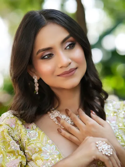 Blended to perfection, glowing by intention. This soft glam look for a pre-wedding shoot features shimmery eyes and a flawless base that looks incredible in natural light.