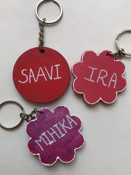 This is the other side of the keychains, where the personalisation comes in. I hand-letter each name, like 'Saavi', 'Ira', and 'Mihika', to make these perfect as custom bag tags or gifts.