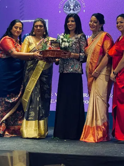 I was honored to be the gifting partner for the Sthree Creators awards. Here I am presenting a curated hamper to one of the awardees, celebrating the spirit of women entrepreneurs.