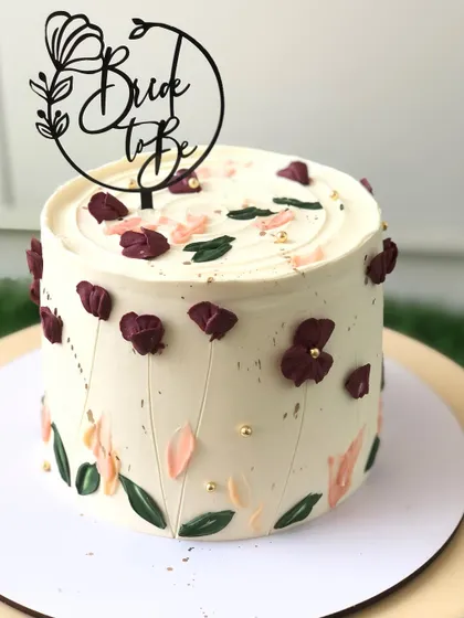 Another shot of the wildflower "Bride to be" cake.